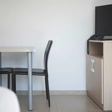 Sono & - Adults Only Apartahotel